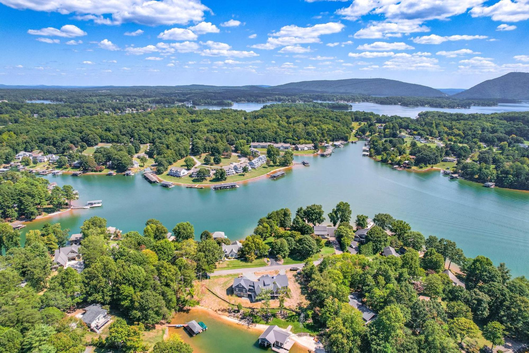 Smith Mountain Lake Retreat With Private Beach! Huddleston Exterior foto